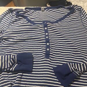 Old Navy Blue and White Striped Long Sleeve Tee